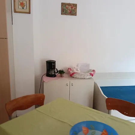 Rosa E Lavanda Apartamento Malcesine